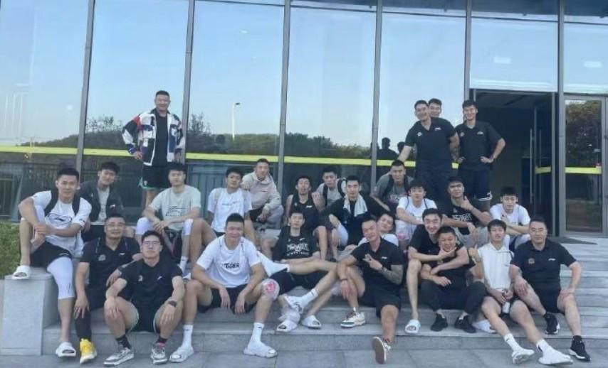 自己的力量, 的目标发起 自己的力量, 的目标发起