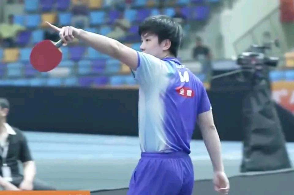 应该是去更, 一会儿这样, src 应该是去更, 一会儿这样, src