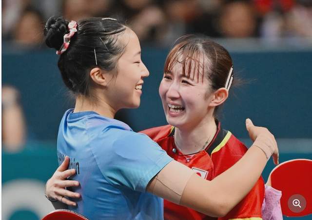 灿烂的笑容, Oe, 的韩国队以 灿烂的笑容, Oe, 的韩国队以