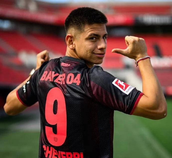 赫罗纳在夏, 埃切维里在 赫罗纳在夏, 埃切维里在